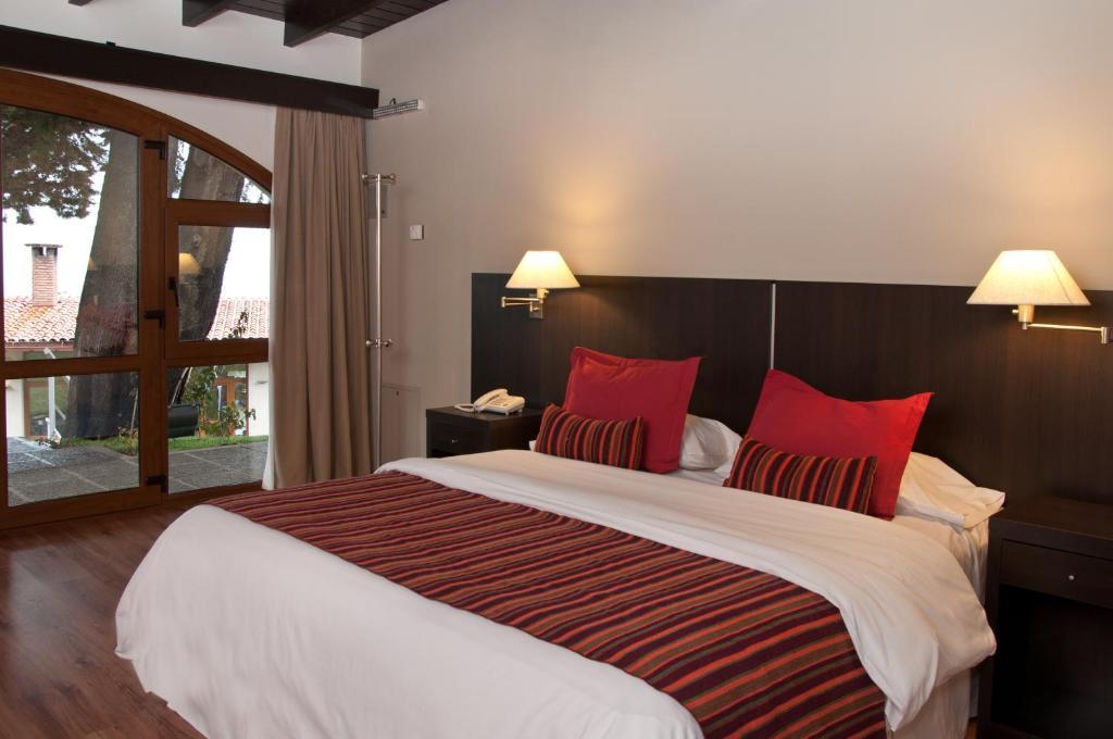 Monasterio Hotel Boutique Bariloche Pokój zdjęcie